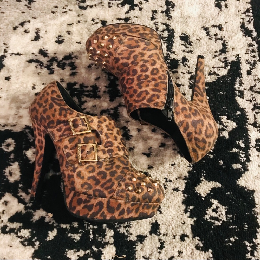 G by Guess studded cheetah heels